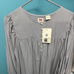 Womens long sleeve top